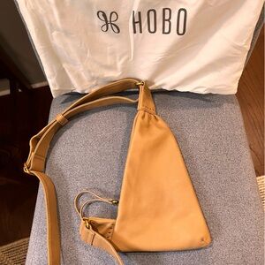 Hobo bags Tan Leather Women's crossbody hobo International